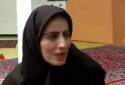 خب بگو چیکار داری؟