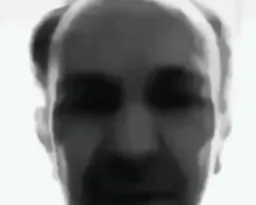 داد زدن مرد ( متفاوت )