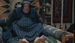 تف به قبر کسی که مشاوره دهد