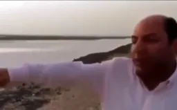 اینجا نمکه شوره میخواییم اینجا خیارشور بکاریم