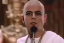 به خدای یکتا،به خدای آسمان ها ایمان آوردم