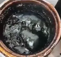 واکنش غذایی شبیه نفت