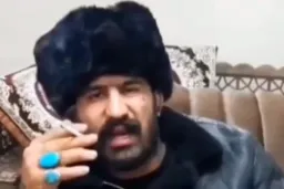 تو به این حرفا نمی‌خوری تو مال شستن ضرفایی