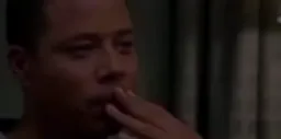 مرد درحال فکر