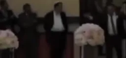 ورود با رقص