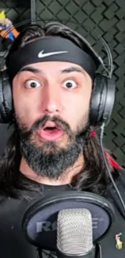 مرد متعجب
