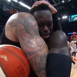 شادی های بسکتبالیست