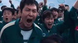 خوشحالی اعضای اسکویید گیم