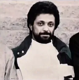 داریوش جوان و داریوش پیر
