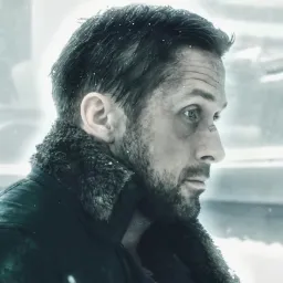 غم رایان گاسلینگ در برف(کیفیت بیشتر+نسخه طولانی تر)