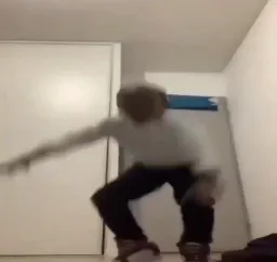رقص پسر بچه و برادارش