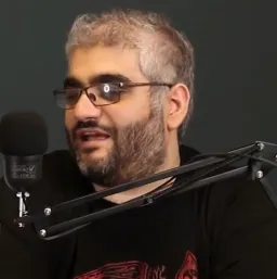 نههه بابا من هیچ چیز خنده داری پیدا نمیکنم تو زندگی | رامتین کاظمی | لوکِتو