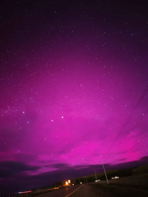 sweater weather / i wanna be your girlfriend (sped up) 