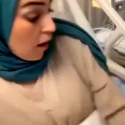 نوزاد درحال فرار کردن از بیمارستان