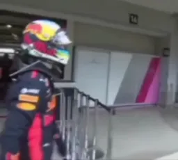 فریاد زدن مکس ورشتاپن از سر عصبانیت