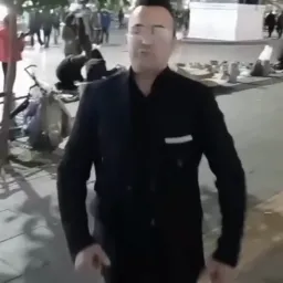 منم رامین لاکچری کراش یه ملتم