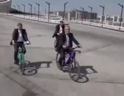 دوچرخه سواری پزشکیان