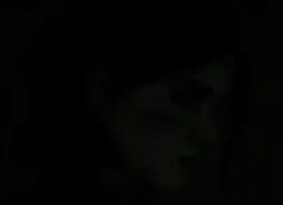 نگاه مشکوک الی