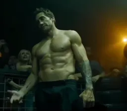 جیک جینلهال در حال شمارش پول