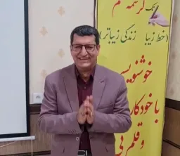 صل علی سه ترکه هرکی نخنده بترکه