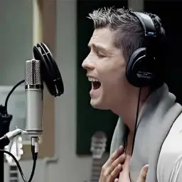 Ronaldo singing the song