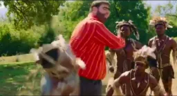 رجب در حال سیلی زدن
