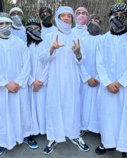 سنترال سی و برادران مسلمان