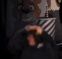 اسپید که جامپ اسکیر میشه و تشنج میکنه