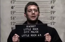 The honest reaction of the prison man