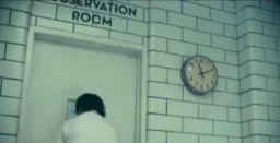 زدن سر جوکر به در کیفیت اصلی