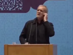 من به عنوان یک فرد بارها گفتم الان هم میگم هیچ برتر‌یتی نسبت به هیچکدوم از شماها نمیبینم