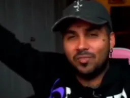 قرآن خوندن پوتک