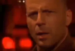 مرد تعجب زده
