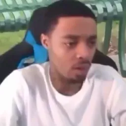 خنده و سپس ترسیدن و التماس کردن