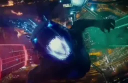 گودزیلا در حال داد زدن و آتش زدن شهر