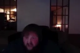 What? this is a moment of history, take a picture! - case oh