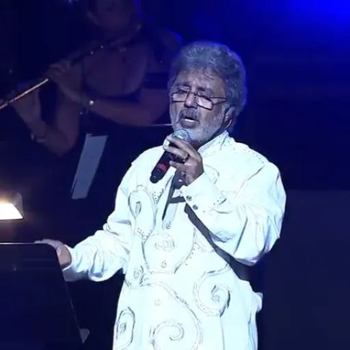 آسمون - داریوش