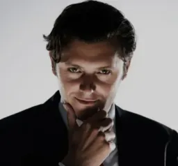 نگاه دارک مرد