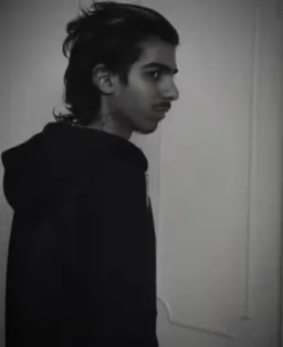 نگاه دارک مرد