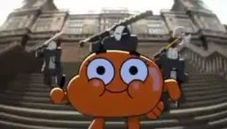 ماهی قرمز درحال شکنجه شدن با خوشحالی