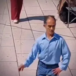 رقص مرد مسن