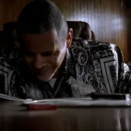 توکو سالامانکا در حال شیشه کشیدن