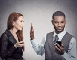 صبر کن، دارم شاهکار نگاه میکنم