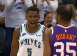 خوشحالی کردن شخصیت های مختلف