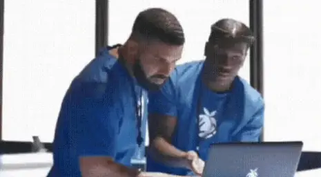 Drake helping Lil Yachty