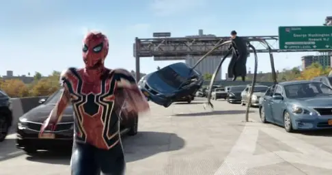 Spiderman chased by doc ock