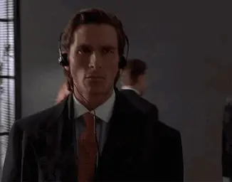 american-psycho-walking