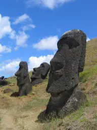 moai